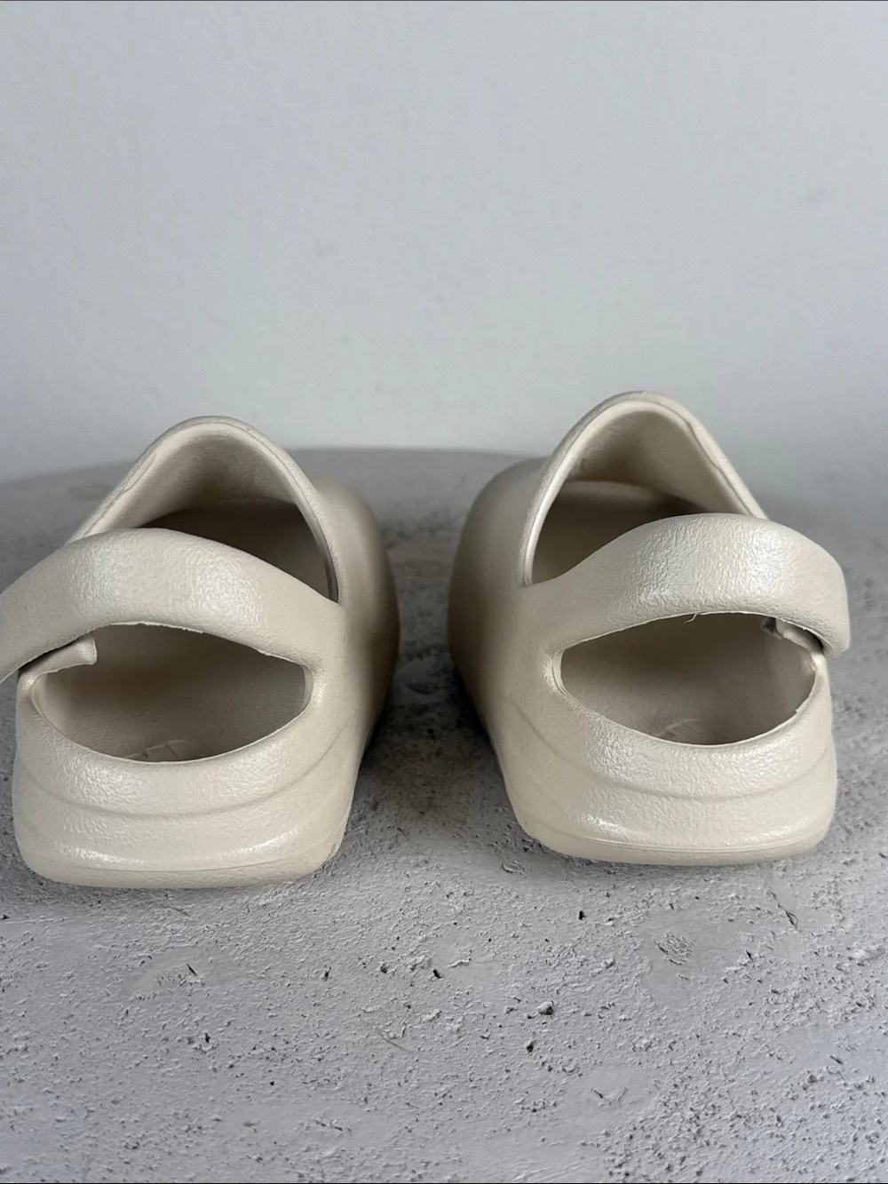 Yeezy Slides Kids size 6K Bone by Adidas